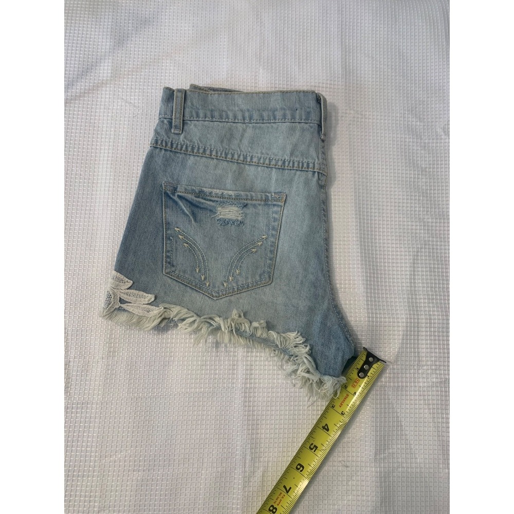 (D-200)Hollister Denim Shorts High Rise Distressed Lace Trim Light Wash Size 3/2 - Picture 7 of 7